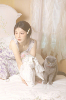 白发魔女蒋勤勤版