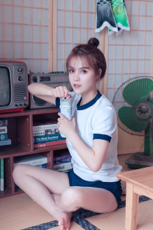 男朋友弄湿我还问我哪里难受
