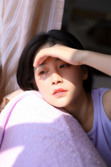 穿情趣内衣上学什么感受